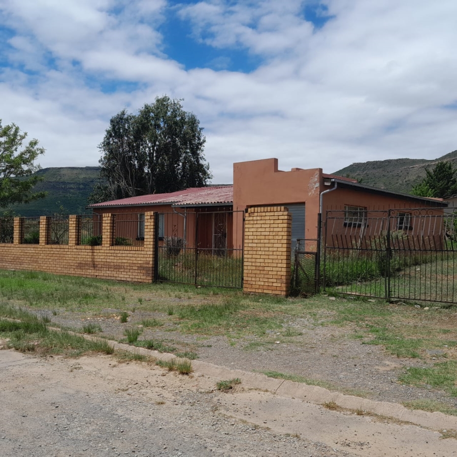 3 Bedroom Property for Sale in Ezibeleni Eastern Cape